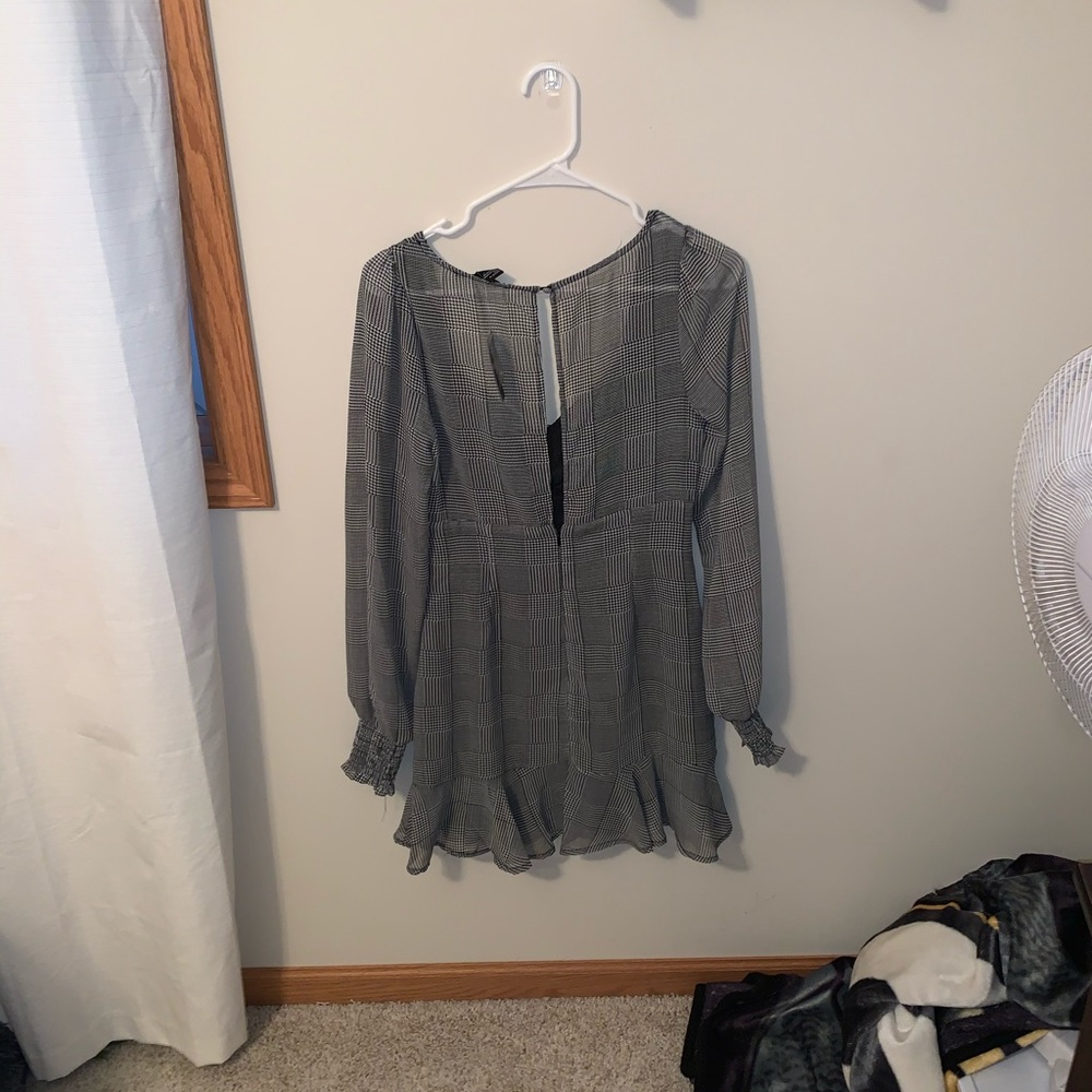 Dress - Picture 2 of 3